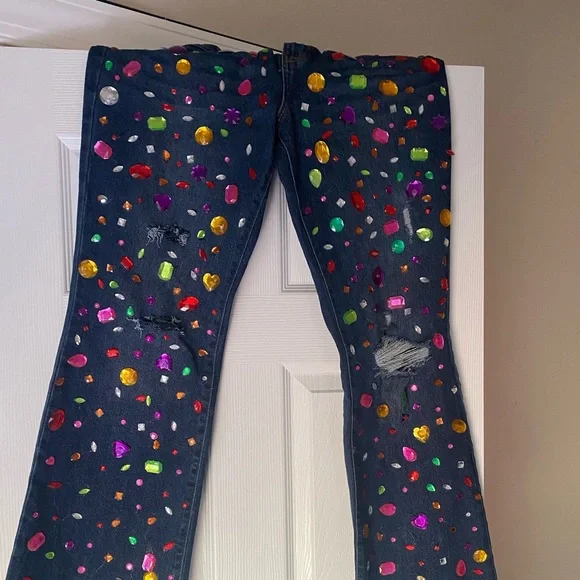 Customize Rhinestone Jeans - Picture 3 of 4